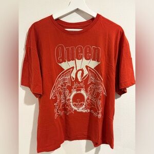 Queen Official Merch Tee